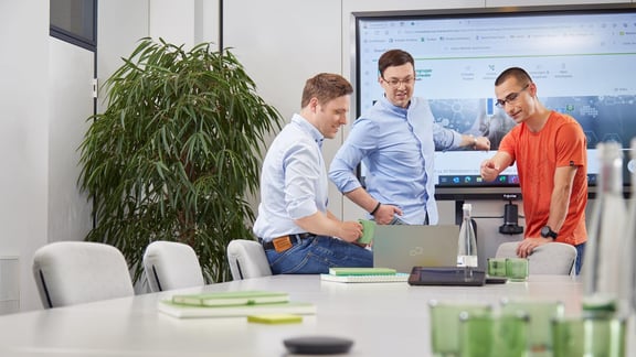 Schwabe-referenz-milch-und-zucker-agency-04_L0A0760-min