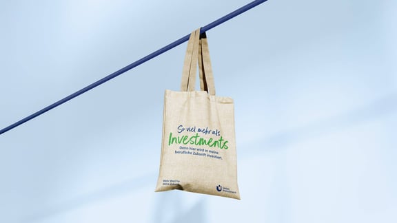 Jutebeutel-Mockup-min