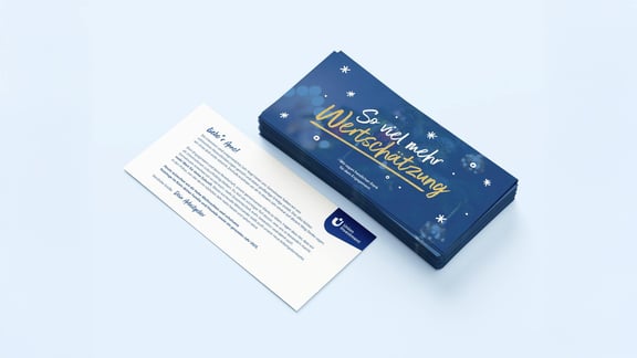 Weihnachtskarte-Mockup-min